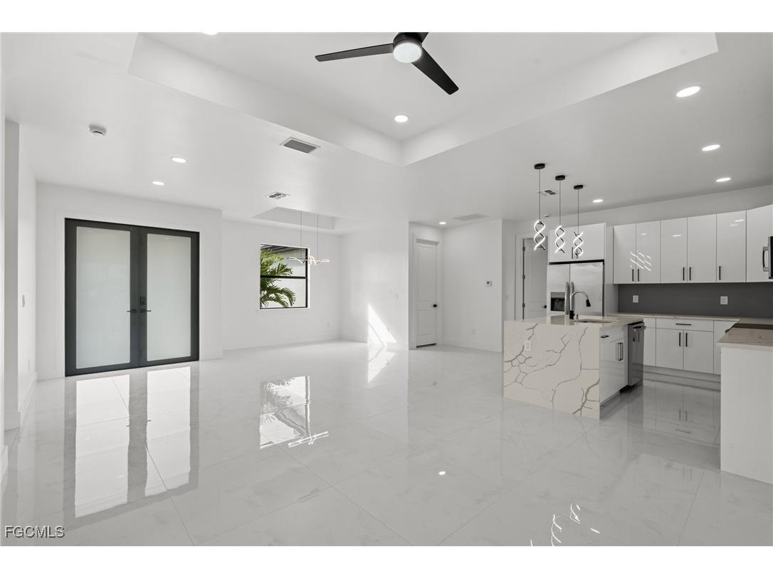 1921 NW 30th Street Cape Coral FL 33993 2025004915 image8