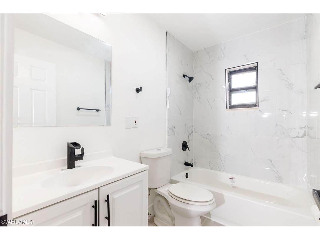 1921 SE 15th Terrace Cape Coral FL 33990 223045056 image1
