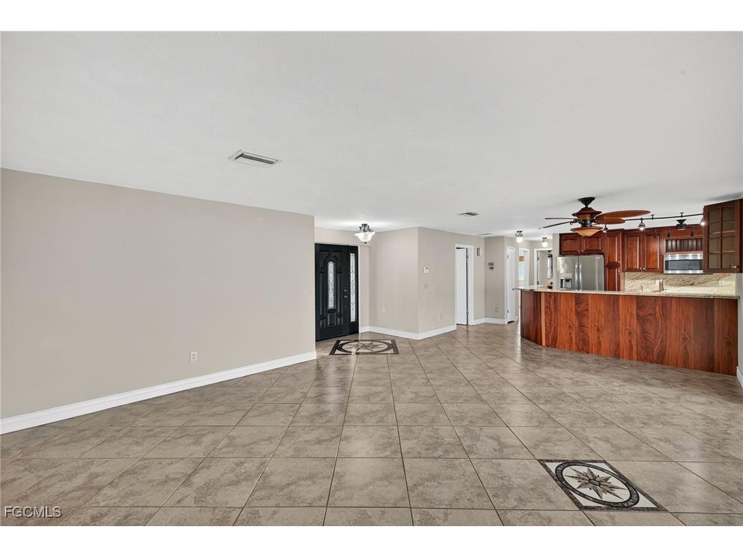 1921 SE 36th Street Cape Coral FL 33904 2025019208 image14