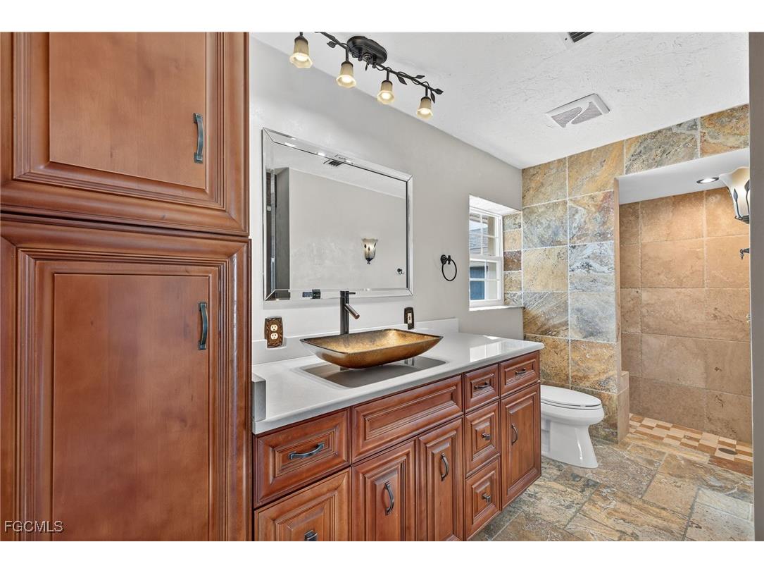 1921 SE 36th Street Cape Coral FL 33904 2025019208 image24