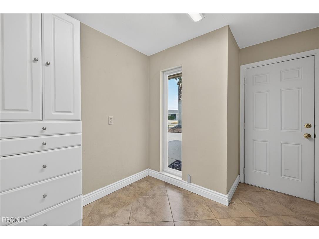 1921 SE 36th Street Cape Coral FL 33904 2025019208 image31