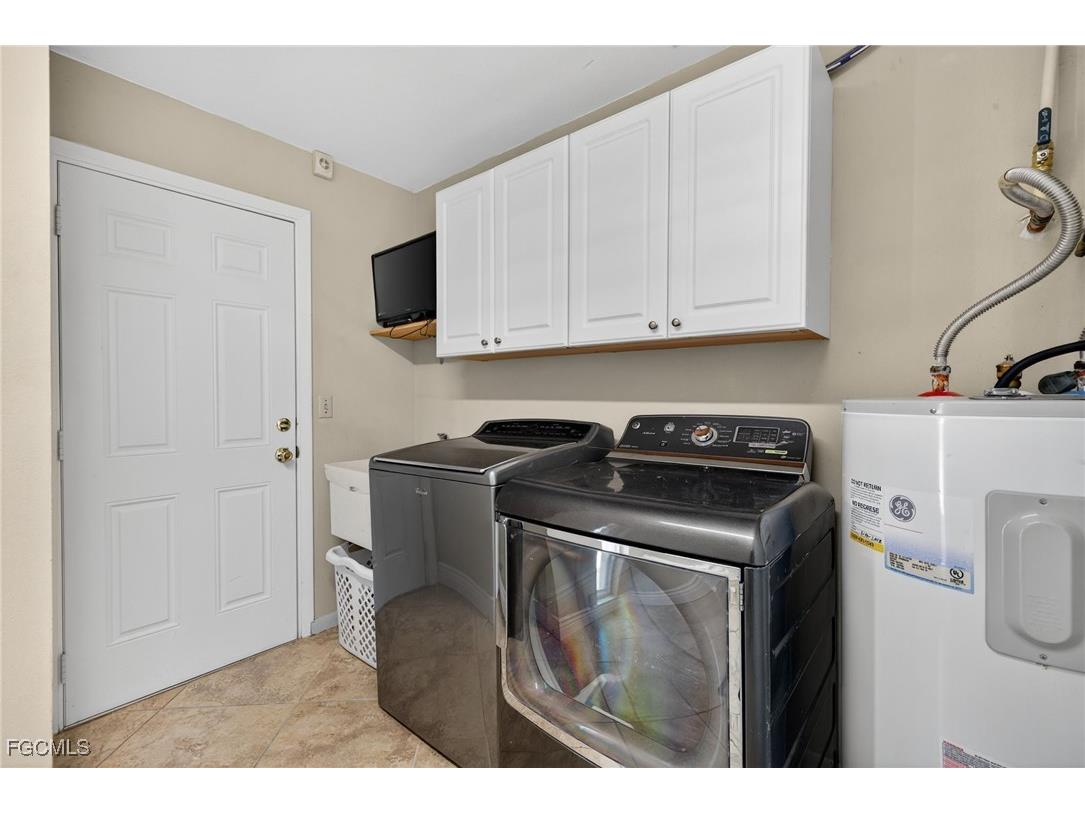 1921 SE 36th Street Cape Coral FL 33904 2025019208 image32