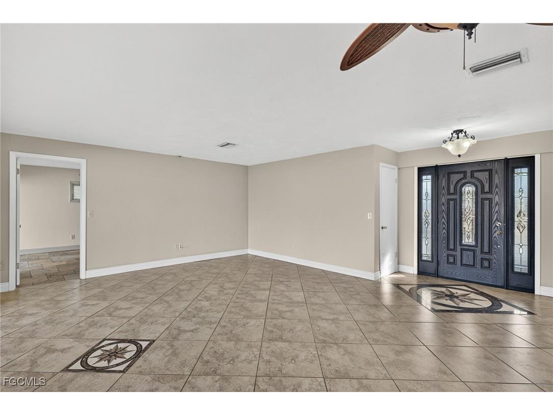 1921 SE 36th Street Cape Coral FL 33904 2025019208 image8