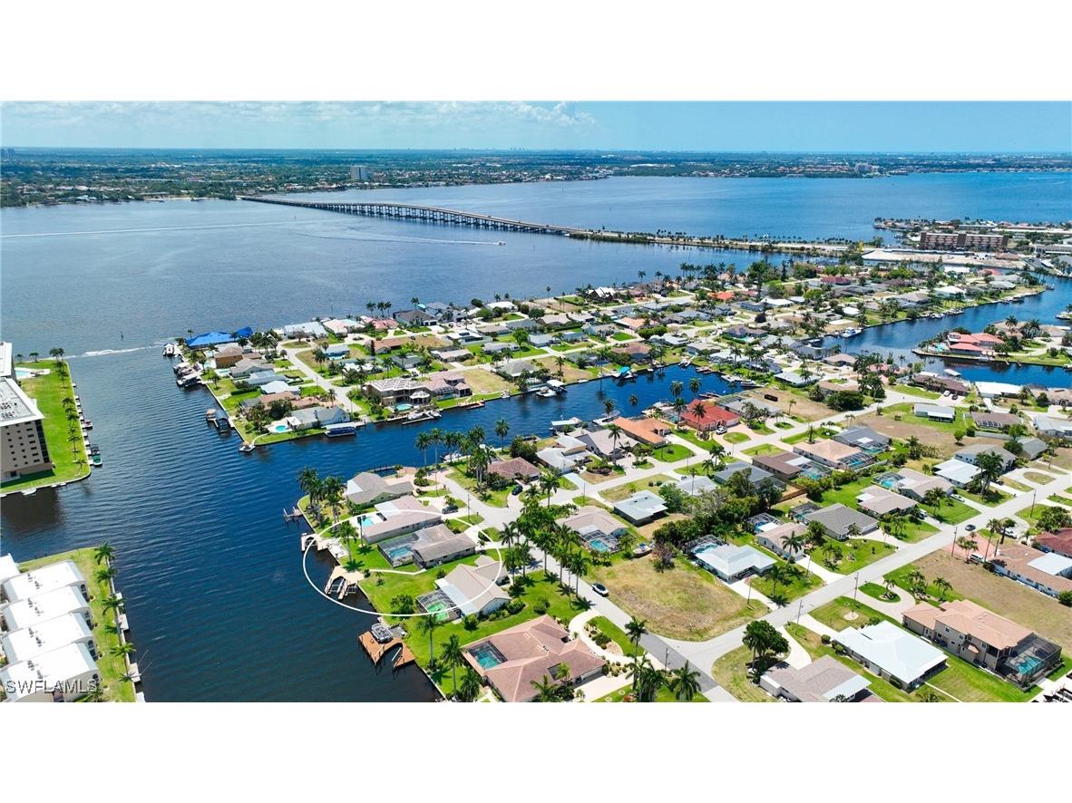 1921 SE 44th Street Cape Coral FL 33904 224043305 image1