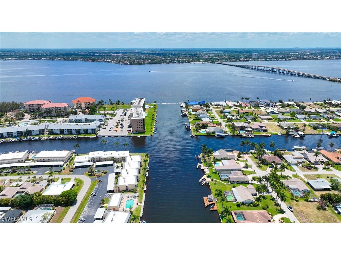 1921 SE 44th Street Cape Coral FL 33904 224043305 image17