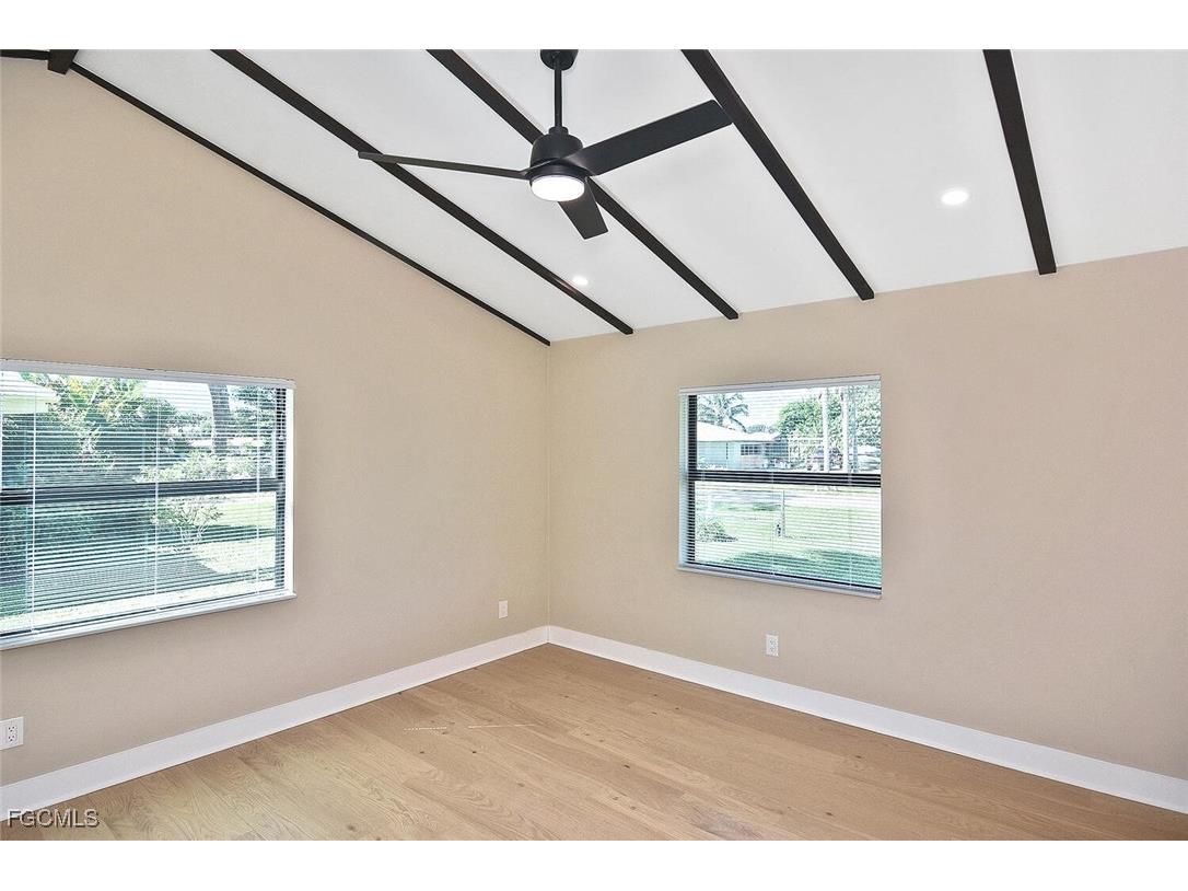 1922 Flamingo Drive North Fort Myers FL 33917 2025013480 image12