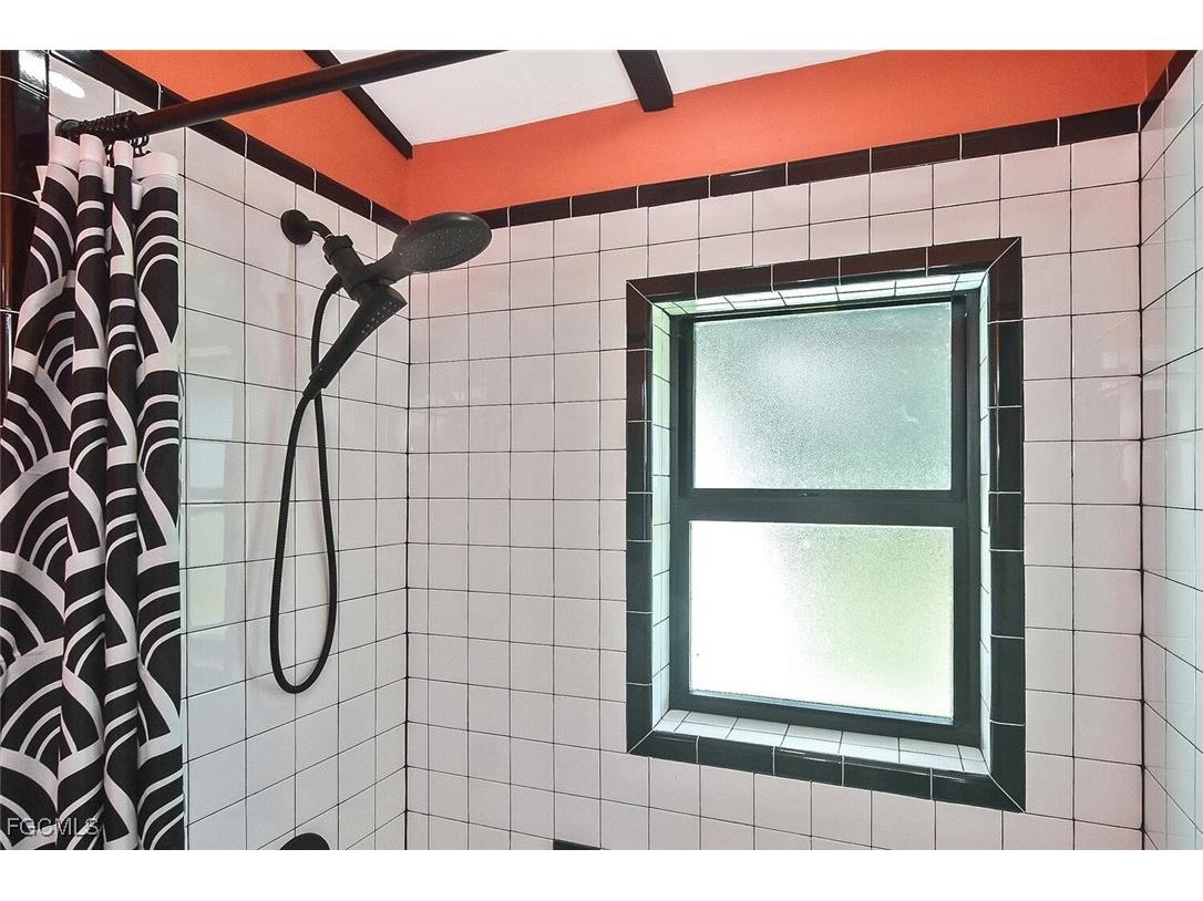 1922 Flamingo Drive North Fort Myers FL 33917 2025013480 image14