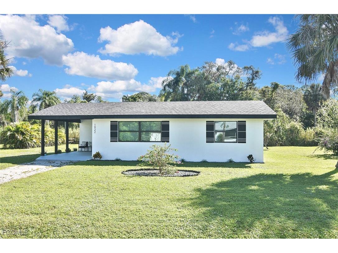 1922 Flamingo Drive North Fort Myers FL 33917 2025013480 image3