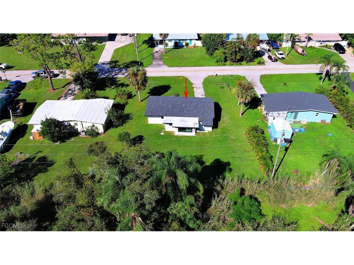 1922 Flamingo Drive North Fort Myers FL 33917 2025013480 image39