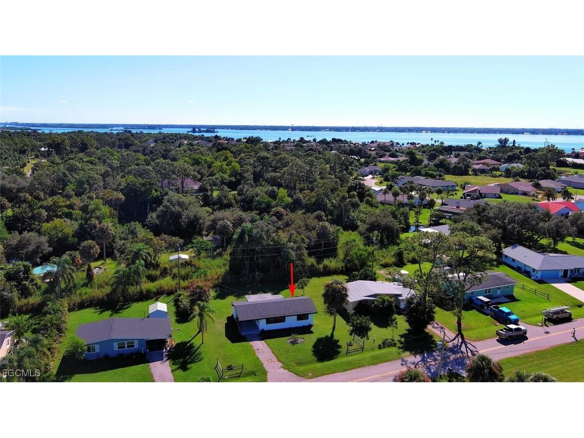 1922 Flamingo Drive North Fort Myers FL 33917 2025013480 image41