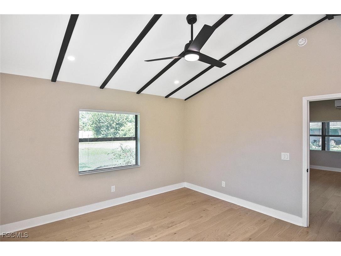 1922 Flamingo Drive North Fort Myers FL 33917 2025013480 image9