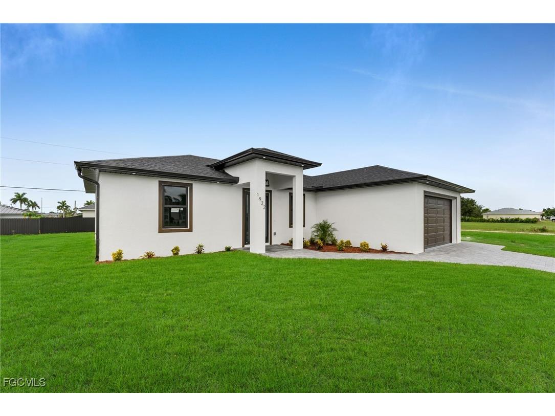 1922 NE 17th Avenue Cape Coral FL 33909 2025009023 image1