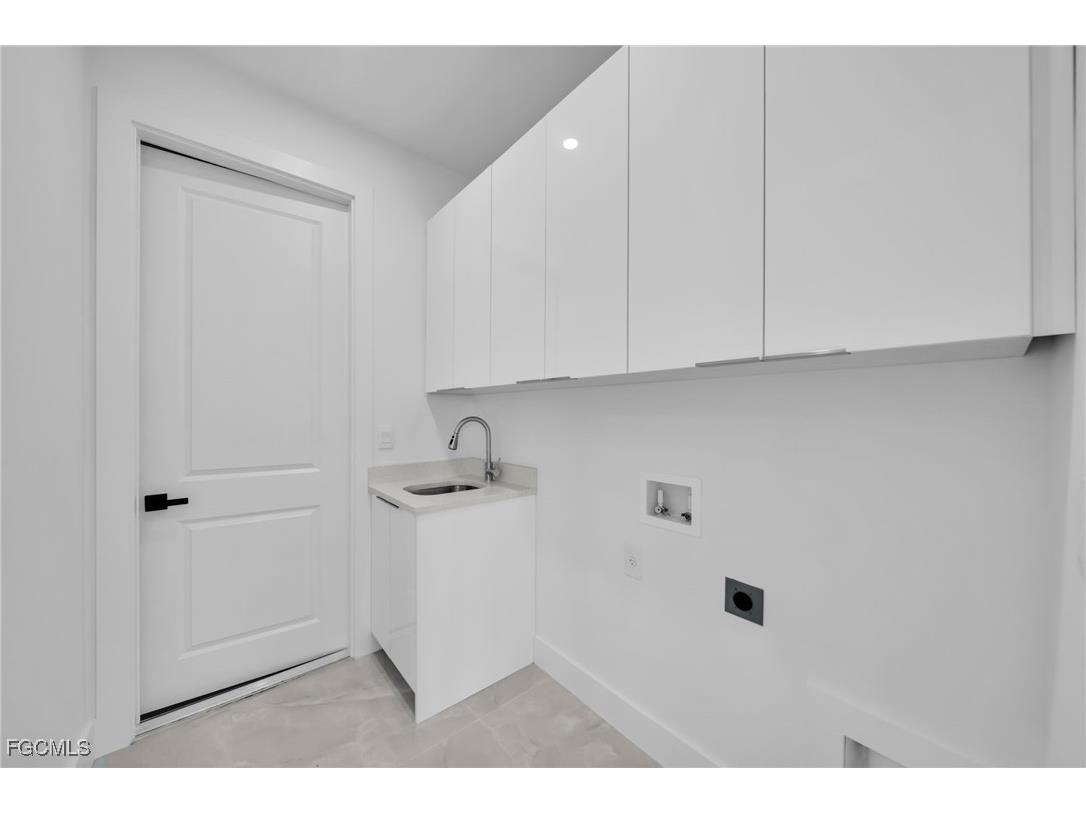 1922 NE 17th Avenue Cape Coral FL 33909 2025009023 image25