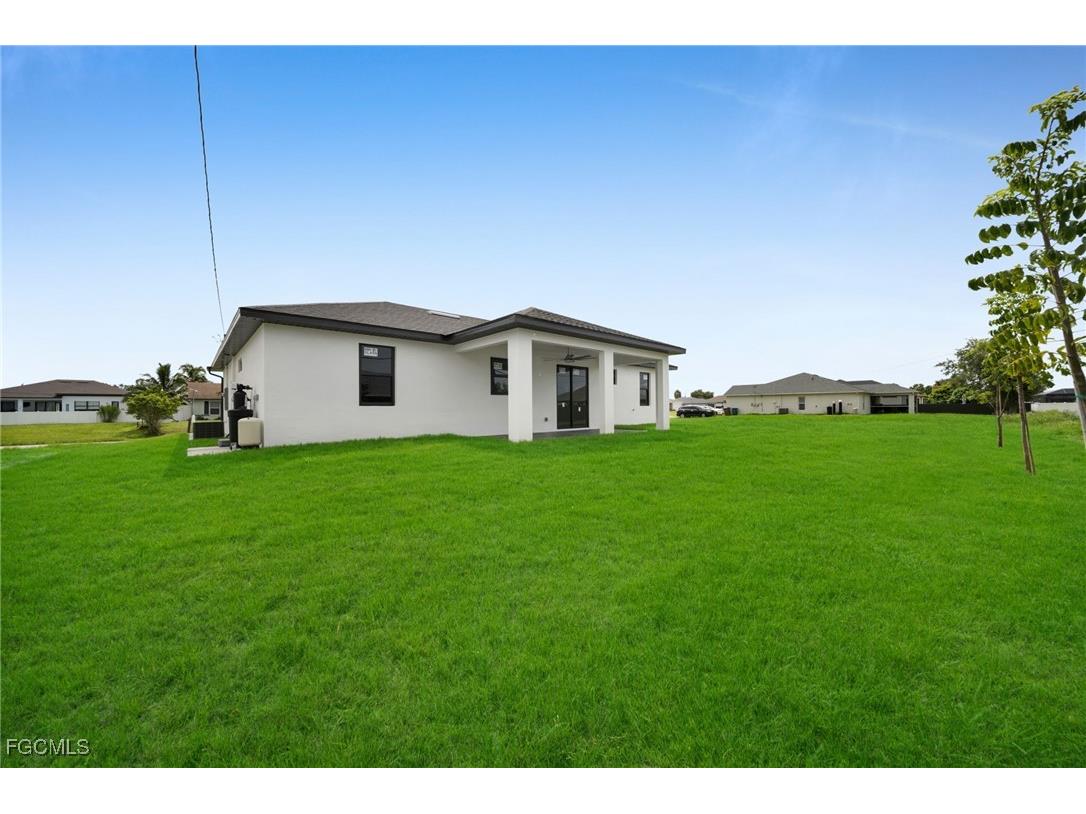1922 NE 17th Avenue Cape Coral FL 33909 2025009023 image31