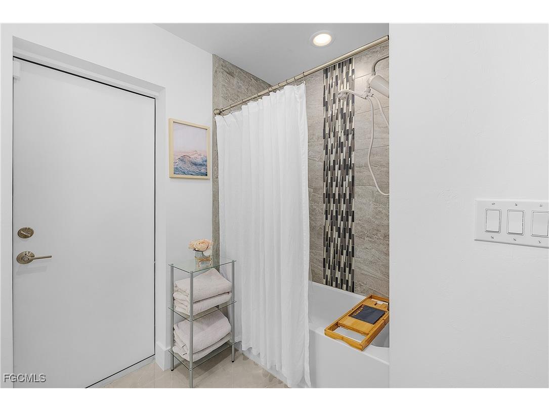 1922 NE 17th Place Cape Coral FL 33909 2026002852 image27