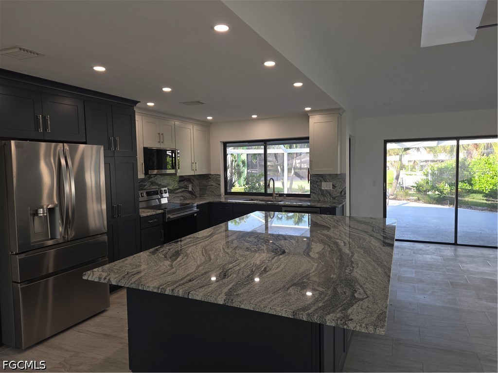 1922 SE 26th Terrace Cape Coral FL 33904 2026028776 image2