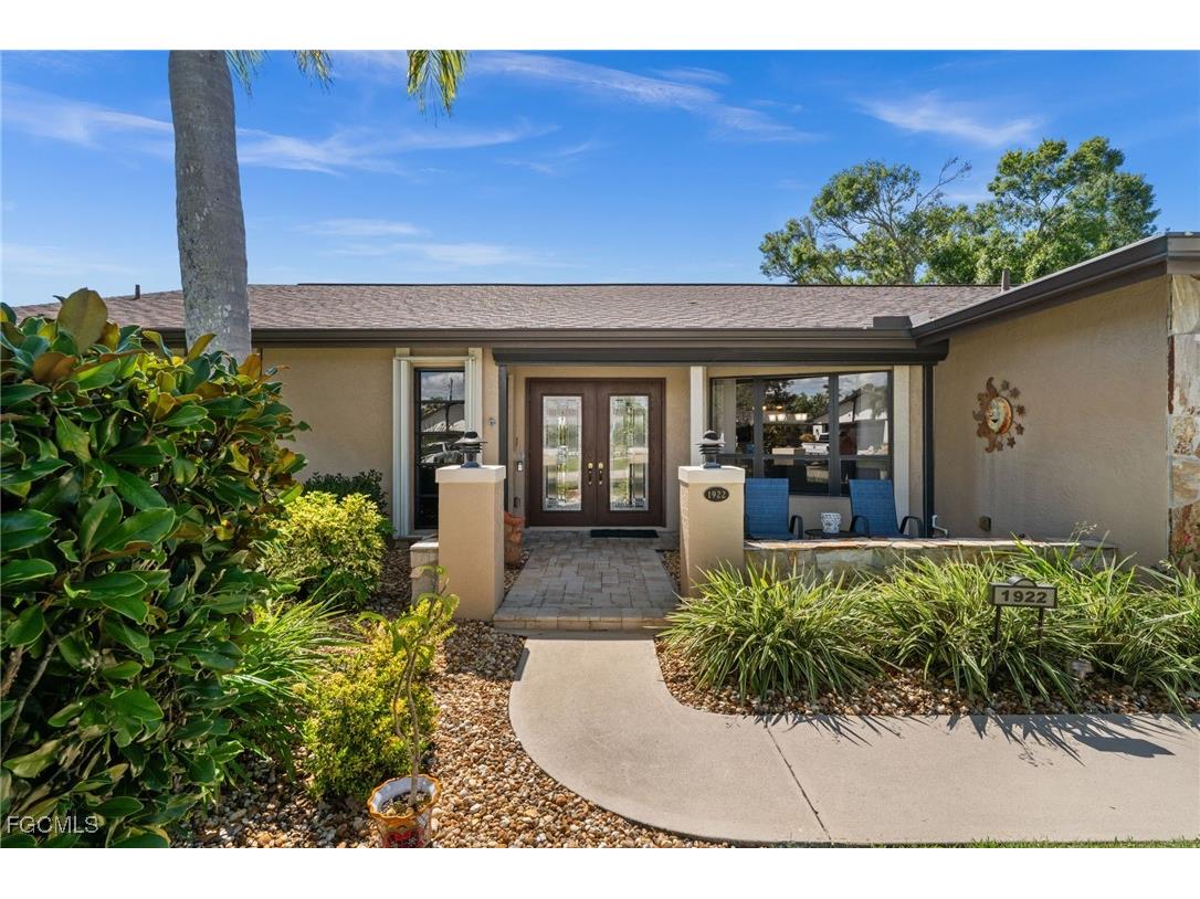 1922 SE 5th Street Cape Coral FL 33990 2025011488 image2
