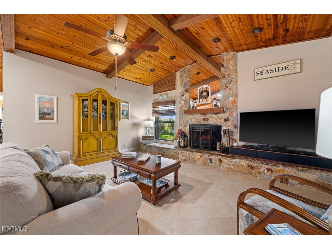 1922 SE 5th Street Cape Coral FL 33990 2025011488 image20