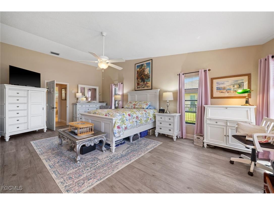 1922 SE 5th Street Cape Coral FL 33990 2025011488 image24