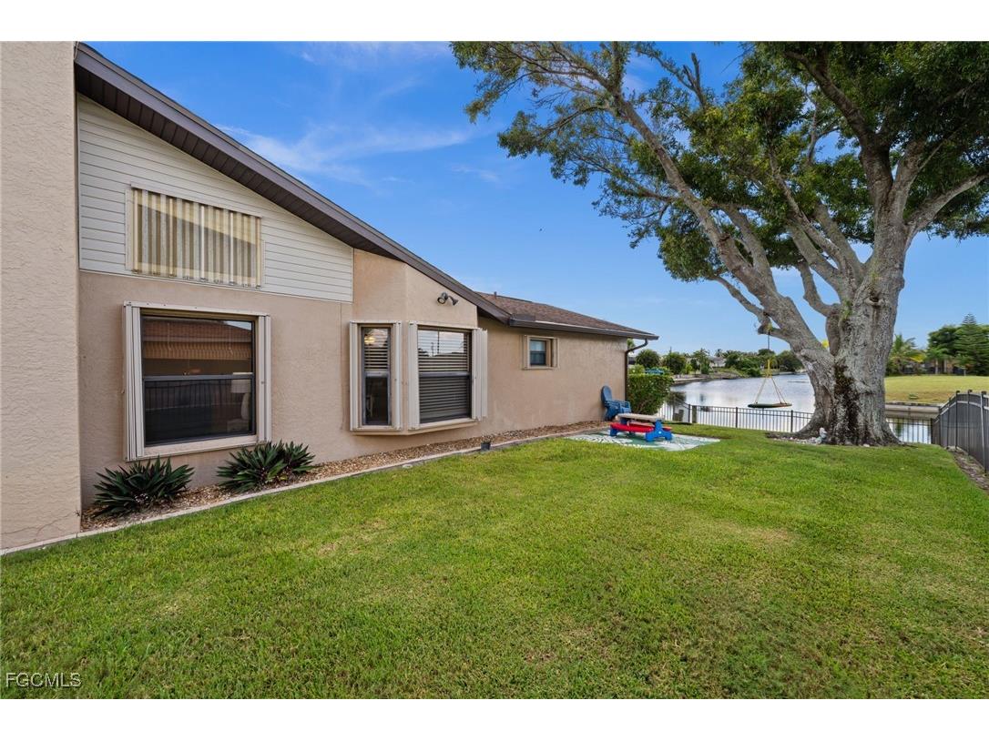1922 SE 5th Street Cape Coral FL 33990 2025011488 image39