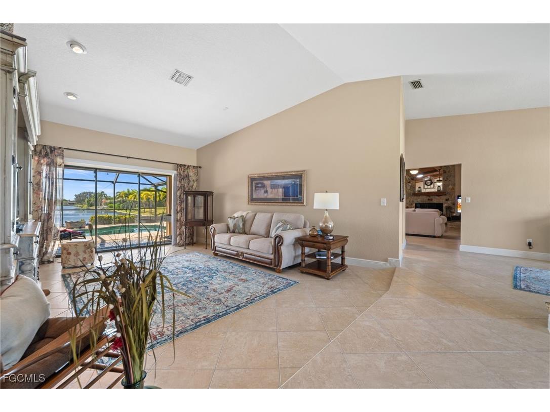 1922 SE 5th Street Cape Coral FL 33990 2025011488 image8