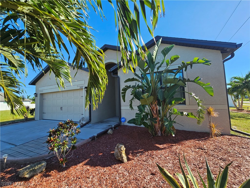 1922 SW 26th Terrace Cape Coral FL 33914 223080532 image1