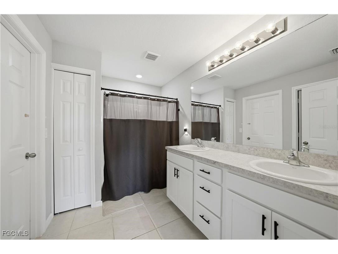1923 Kester Avenue Lehigh Acres FL 33972 2026005463 image16