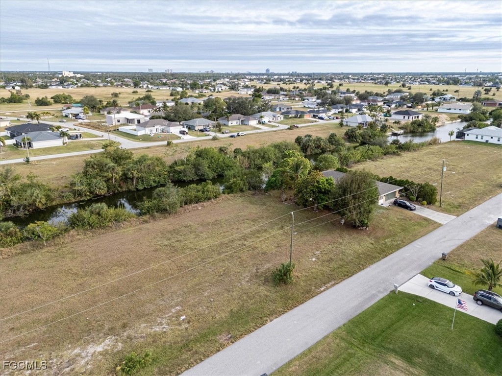 1923 NE 18th Place Cape Coral FL 33909 2025007661 image14