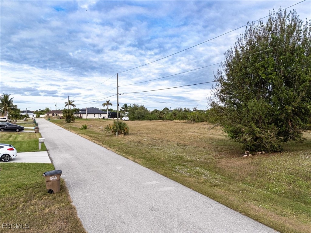 1923 NE 18th Place Cape Coral FL 33909 2025007661 image2