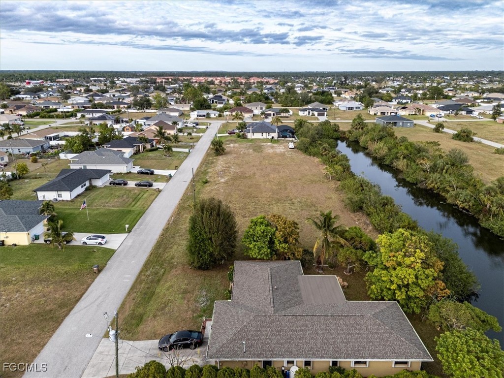 1923 NE 18th Place Cape Coral FL 33909 2025007661 image9