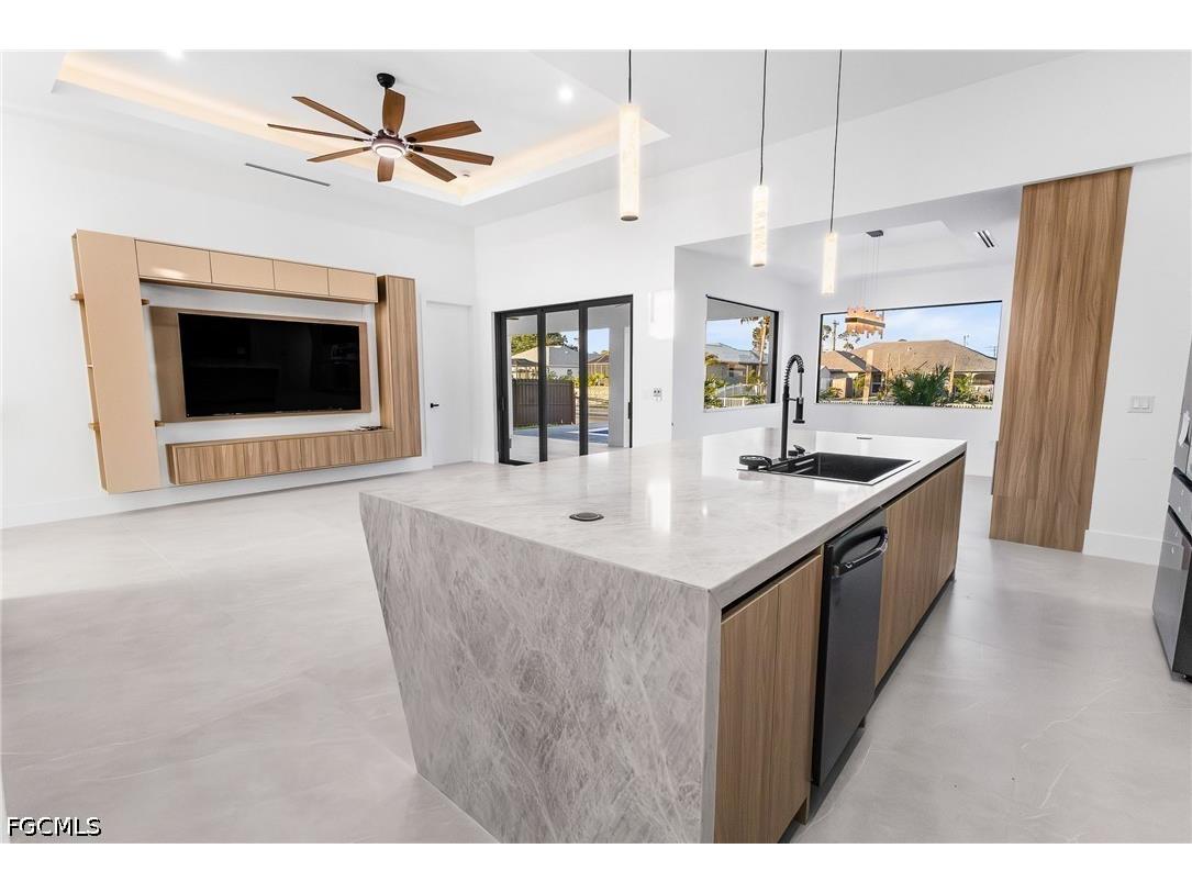 1923 SW 15th Place Cape Coral FL 33991 2026022561 image12