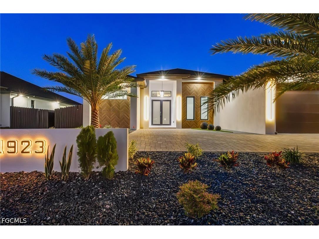 1923 SW 15th Place Cape Coral FL 33991 2026022561 image2