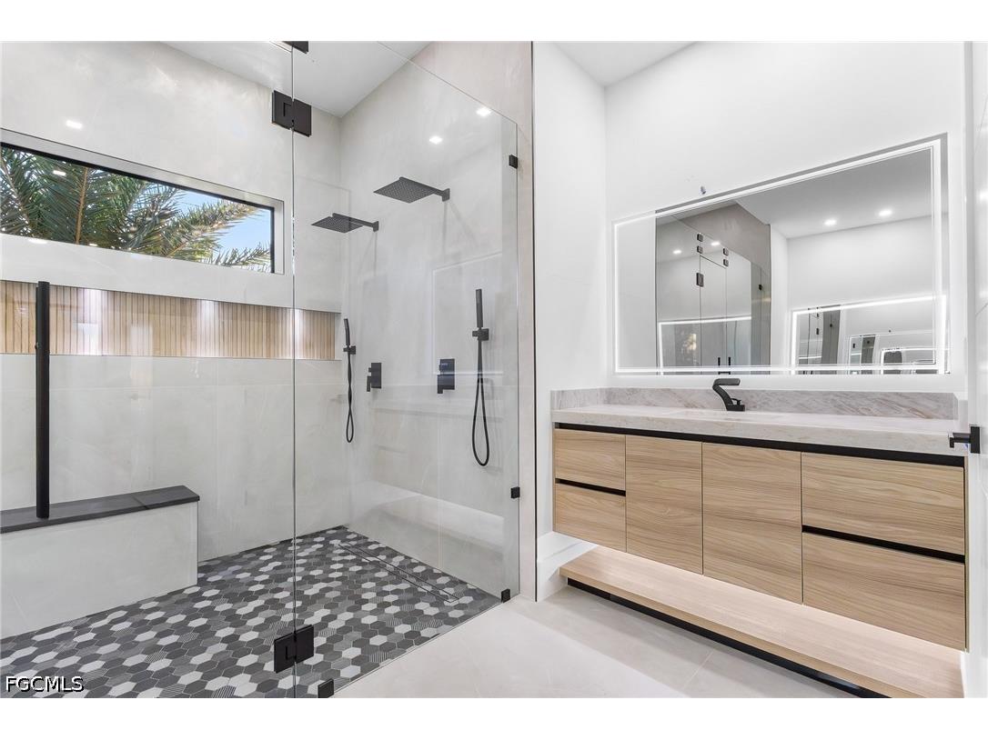 1923 SW 15th Place Cape Coral FL 33991 2026022561 image22