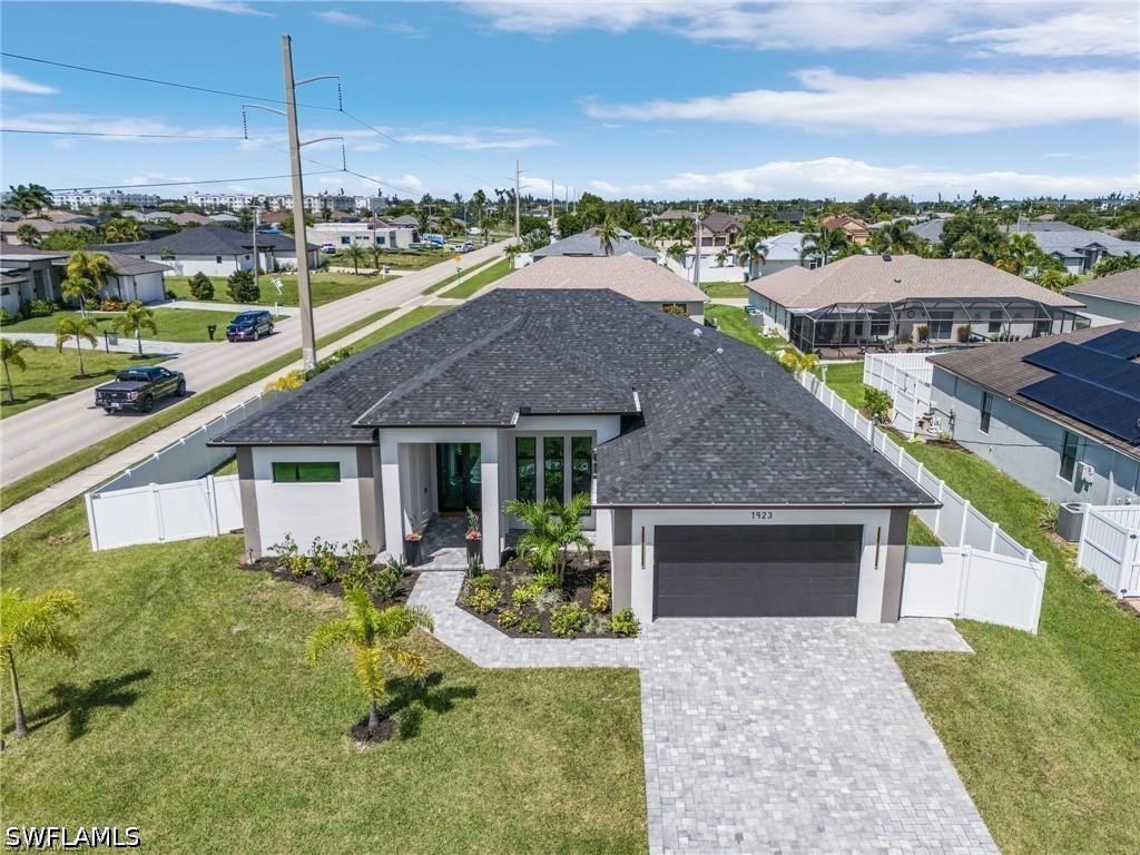 1923 SW 27th Terrace Cape Coral FL 33914 226016678 image3