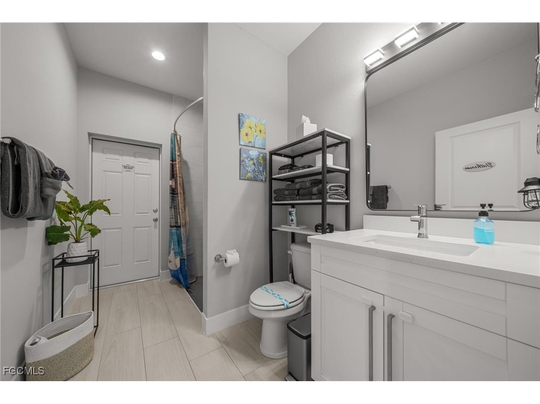 1923 SW 8th Court Cape Coral FL 33991 2025002569 image22