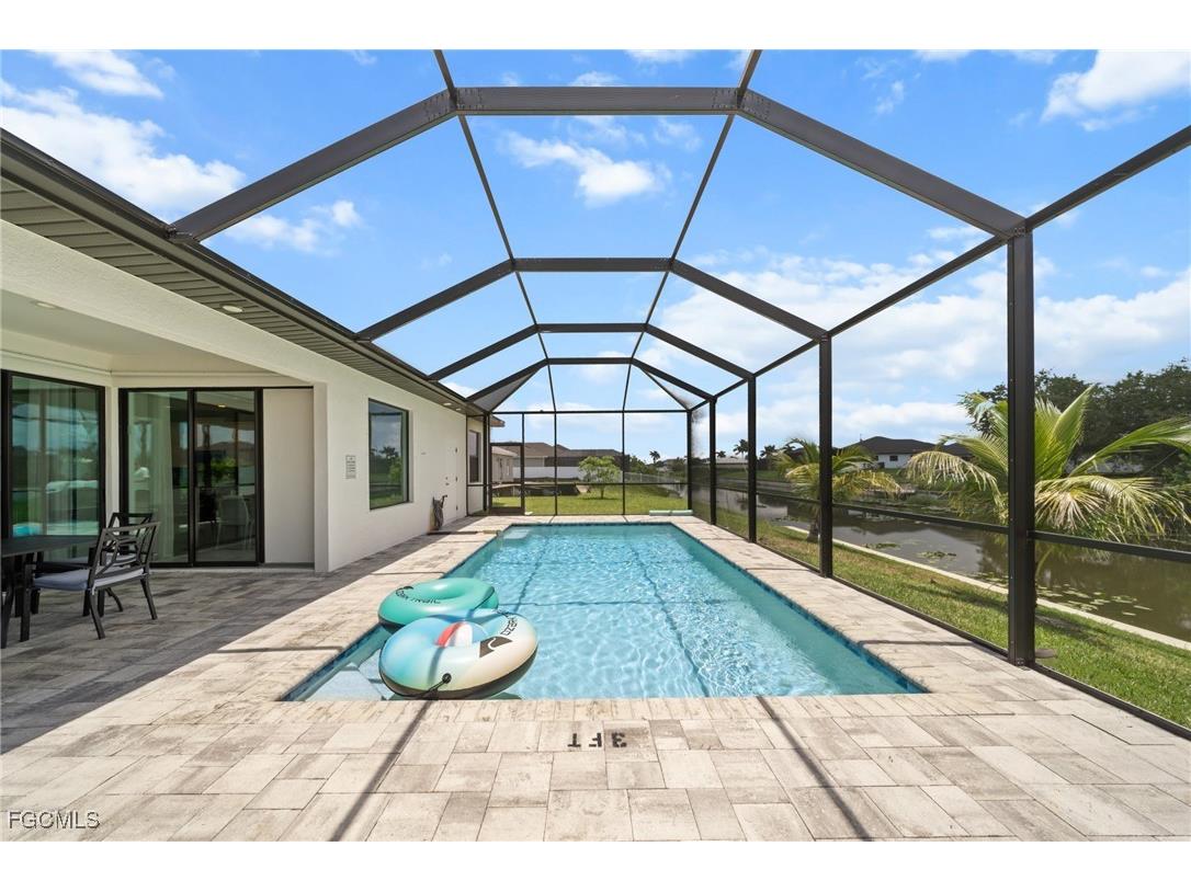 1923 SW 8th Court Cape Coral FL 33991 2025002569 image31