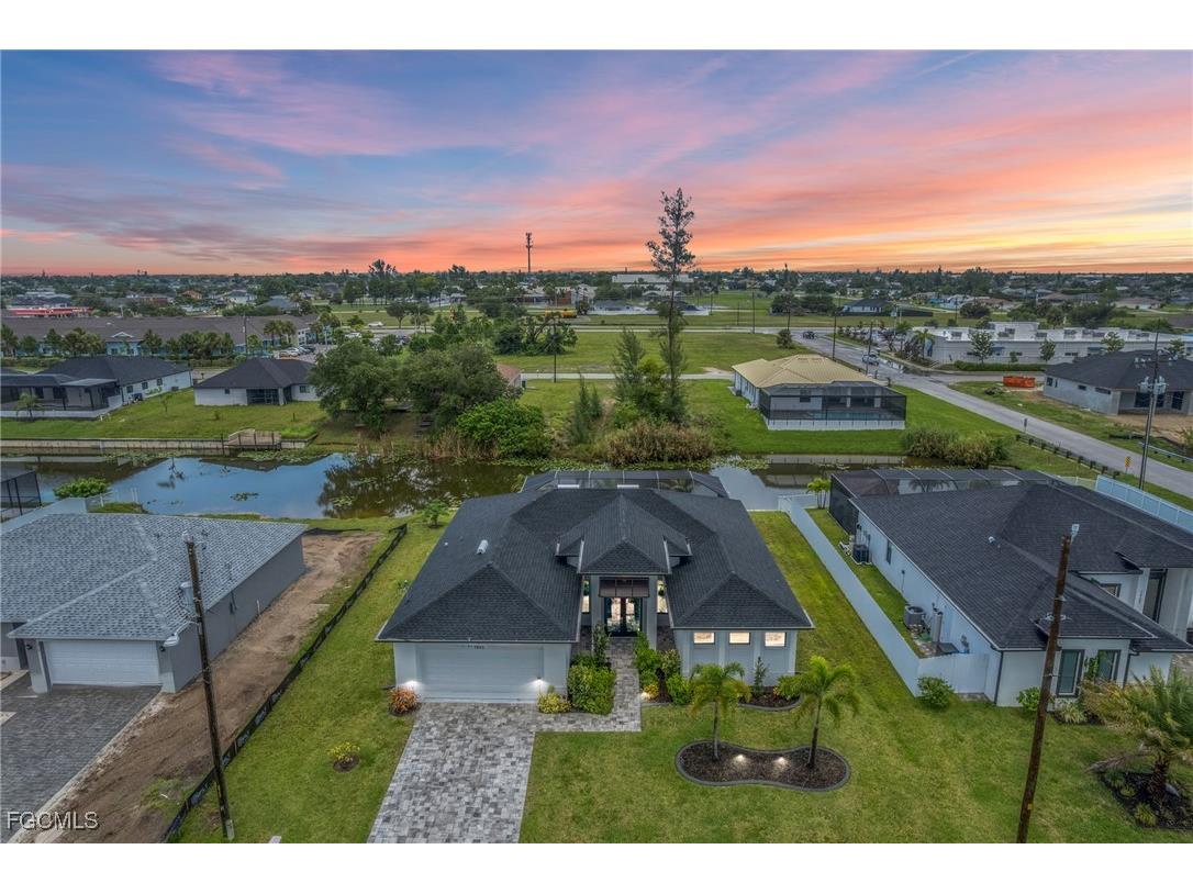 1923 SW 8th Court Cape Coral FL 33991 2025002569 image35