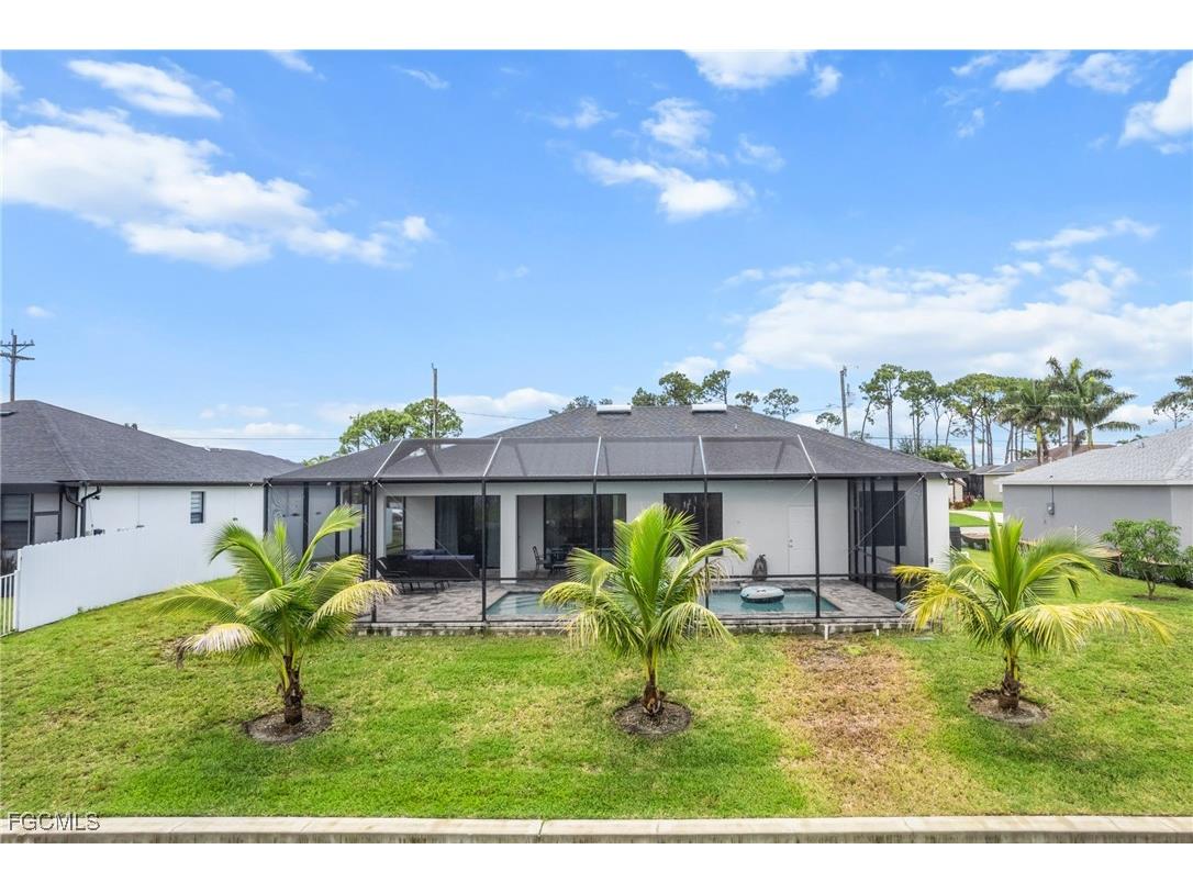 1923 SW 8th Court Cape Coral FL 33991 2025002569 image37