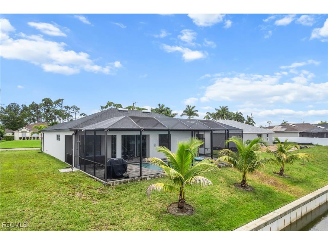 1923 SW 8th Court Cape Coral FL 33991 2025002569 image38