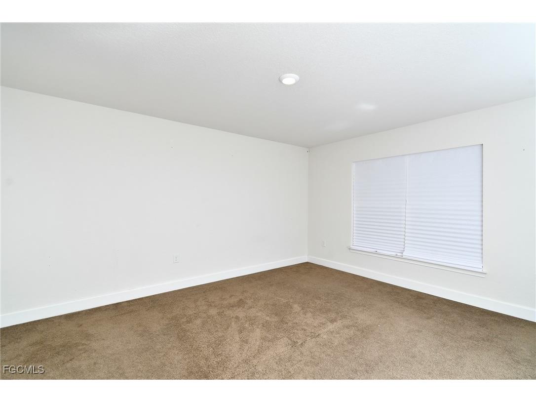 1923 Villia Street Lehigh Acres FL 33972 2025026325 image18