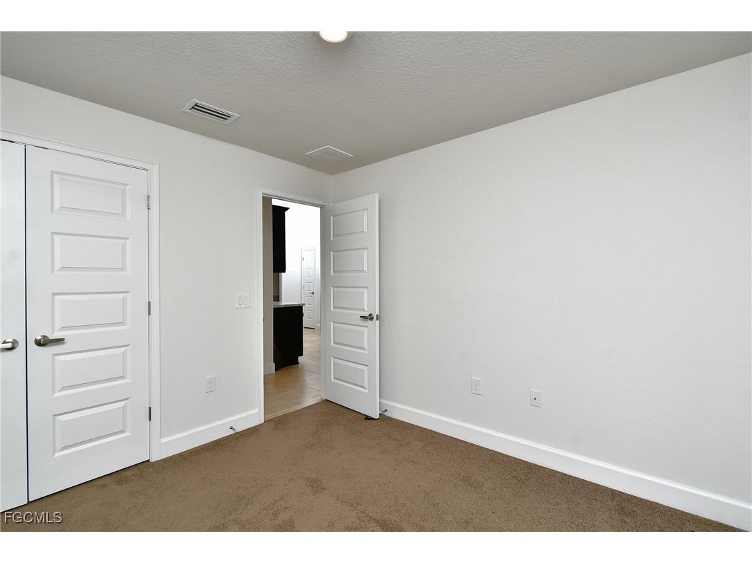 1923 Villia Street Lehigh Acres FL 33972 2025026325 image25