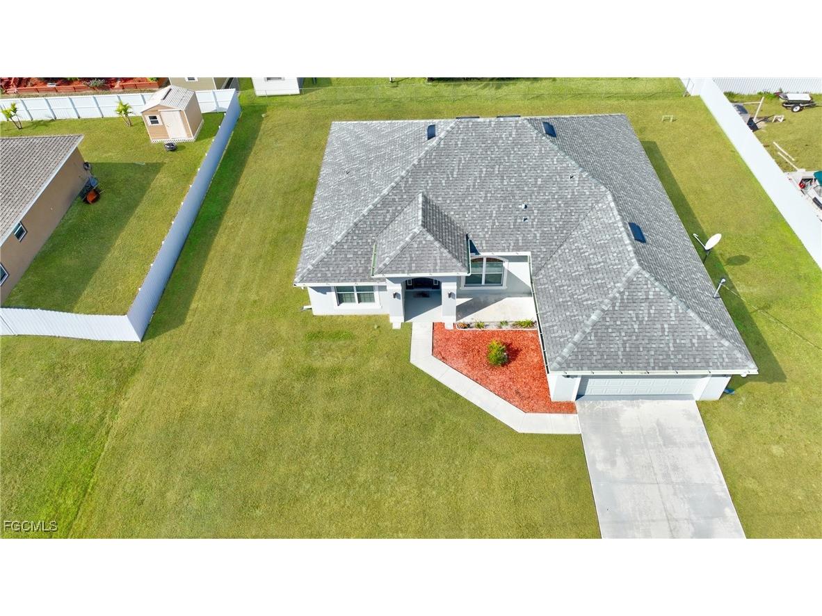 1923 Villia Street Lehigh Acres FL 33972 2025026325 image3