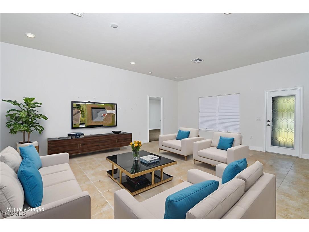 1923 Villia Street Lehigh Acres FL 33972 2025026325 image9