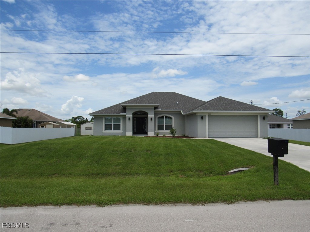 1923 Villia Street Lehigh Acres FL 33972 225063253 image1