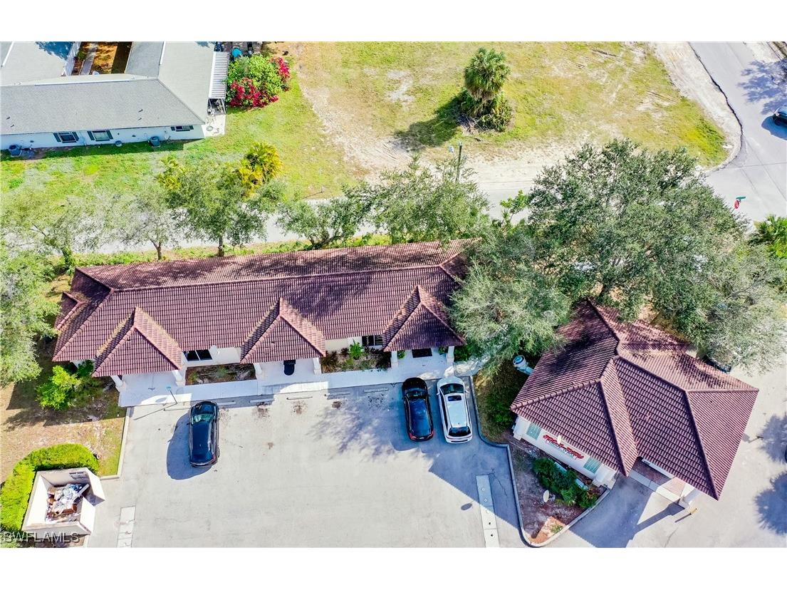 1924 -1942 Santa Barbara Boulevard Naples FL 34116 223092564 image1