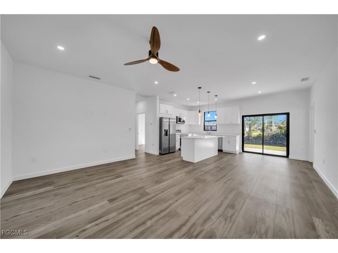 1924 NE 33rd Lane Cape Coral FL 33909 2025025713 image10