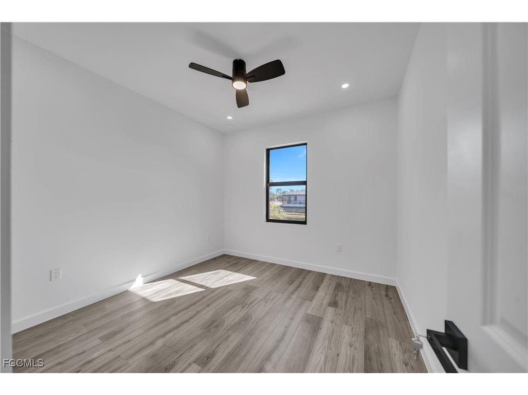 1924 NE 33rd Lane Cape Coral FL 33909 2025025713 image15