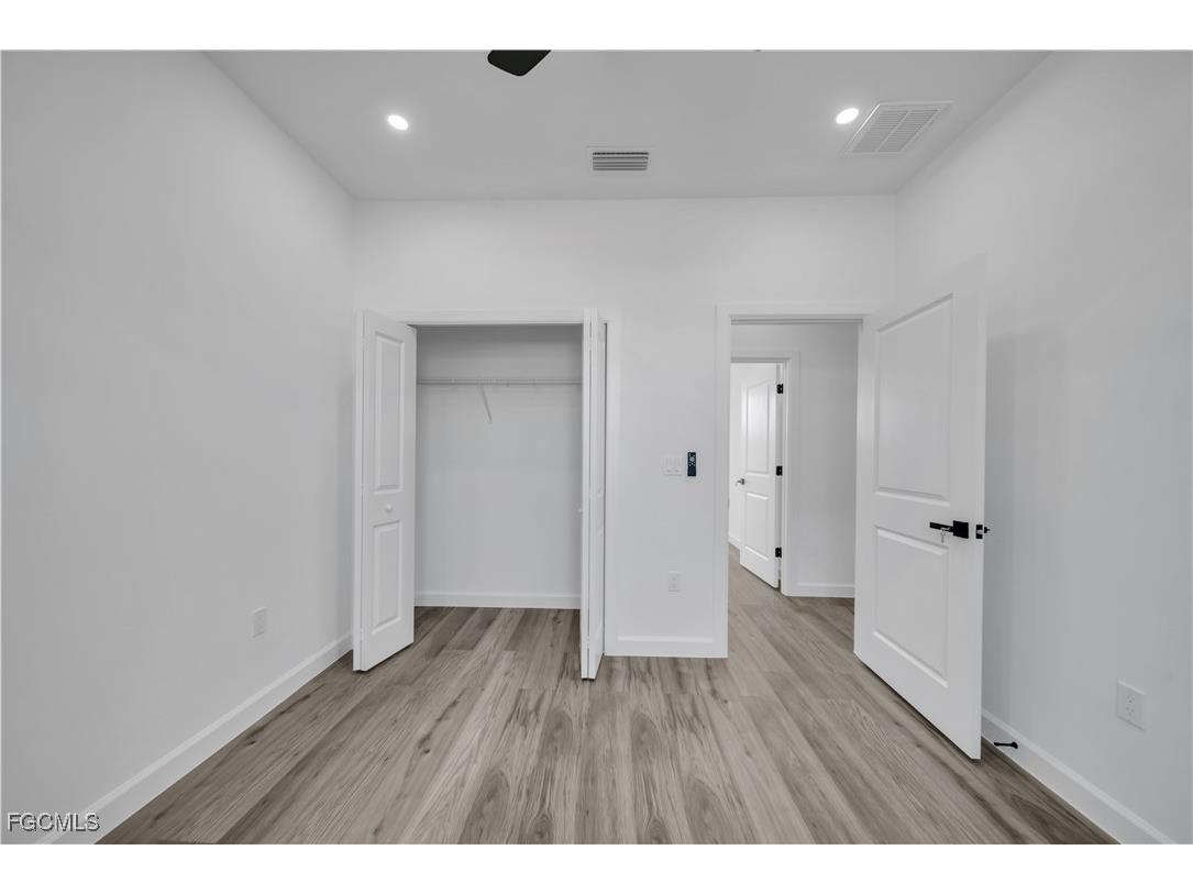 1924 NE 33rd Lane Cape Coral FL 33909 2025025713 image17