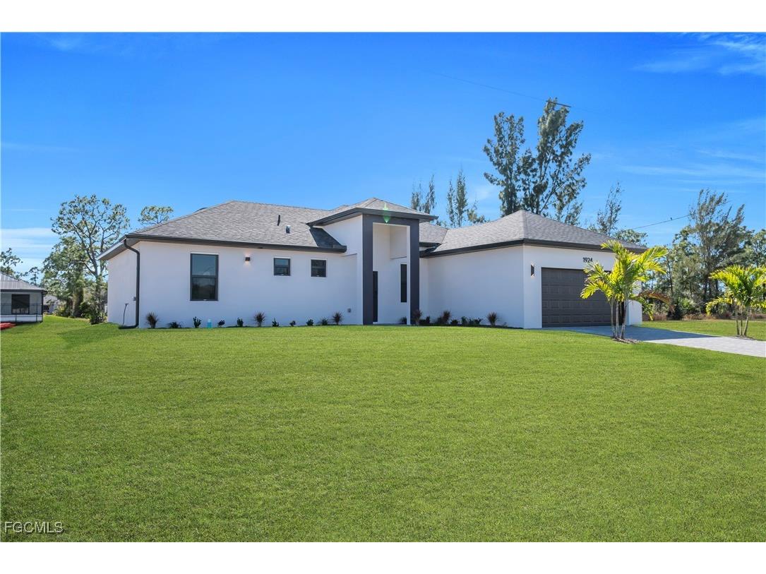 1924 NE 33rd Lane Cape Coral FL 33909 2025025713 image29