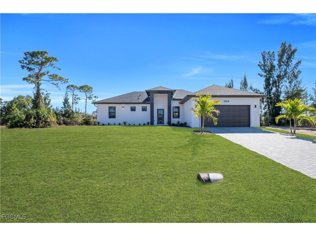 1924 NE 33rd Lane Cape Coral FL 33909 2025025713 image31
